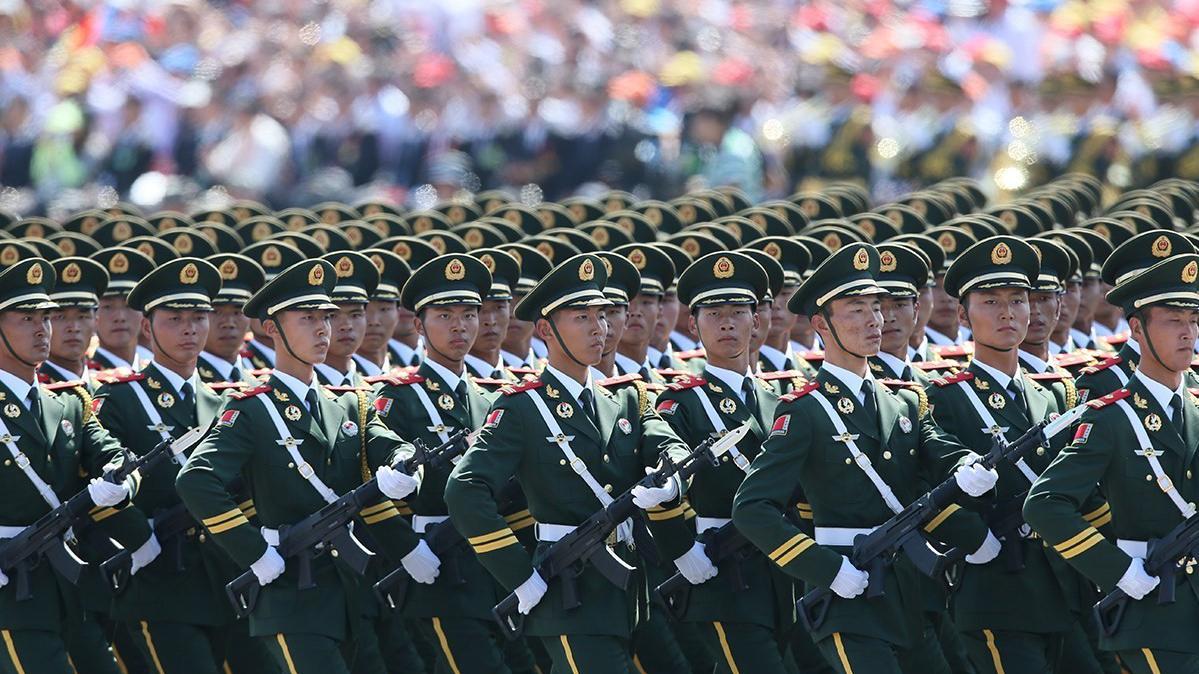 中国阅兵仪式超燃片段剪辑,一幕幕威武的场景中感受祖国的魅力!