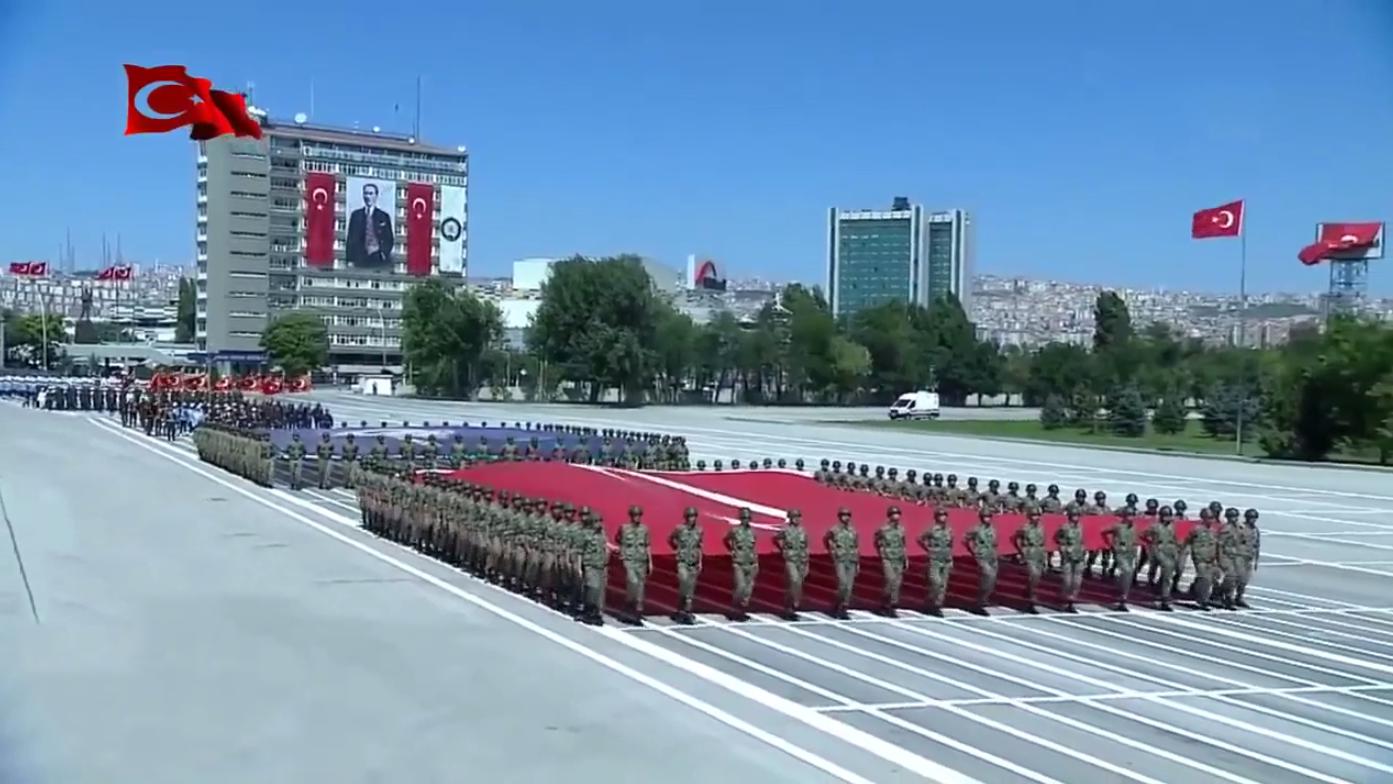 土耳其阅兵仪式上的徒步方队锦集,最后亮相的女兵和乌克兰有一拼