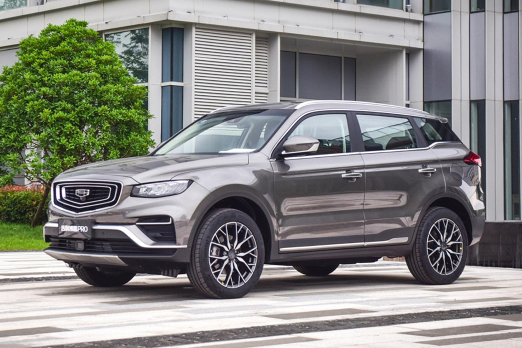 博越L尊贵版配置解析 座椅通风后视镜加热功能详解