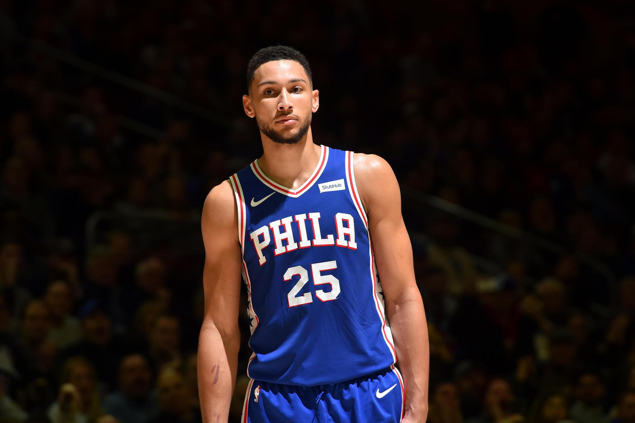 本西蒙斯回应科比:我会努力提升自己的比赛水平.