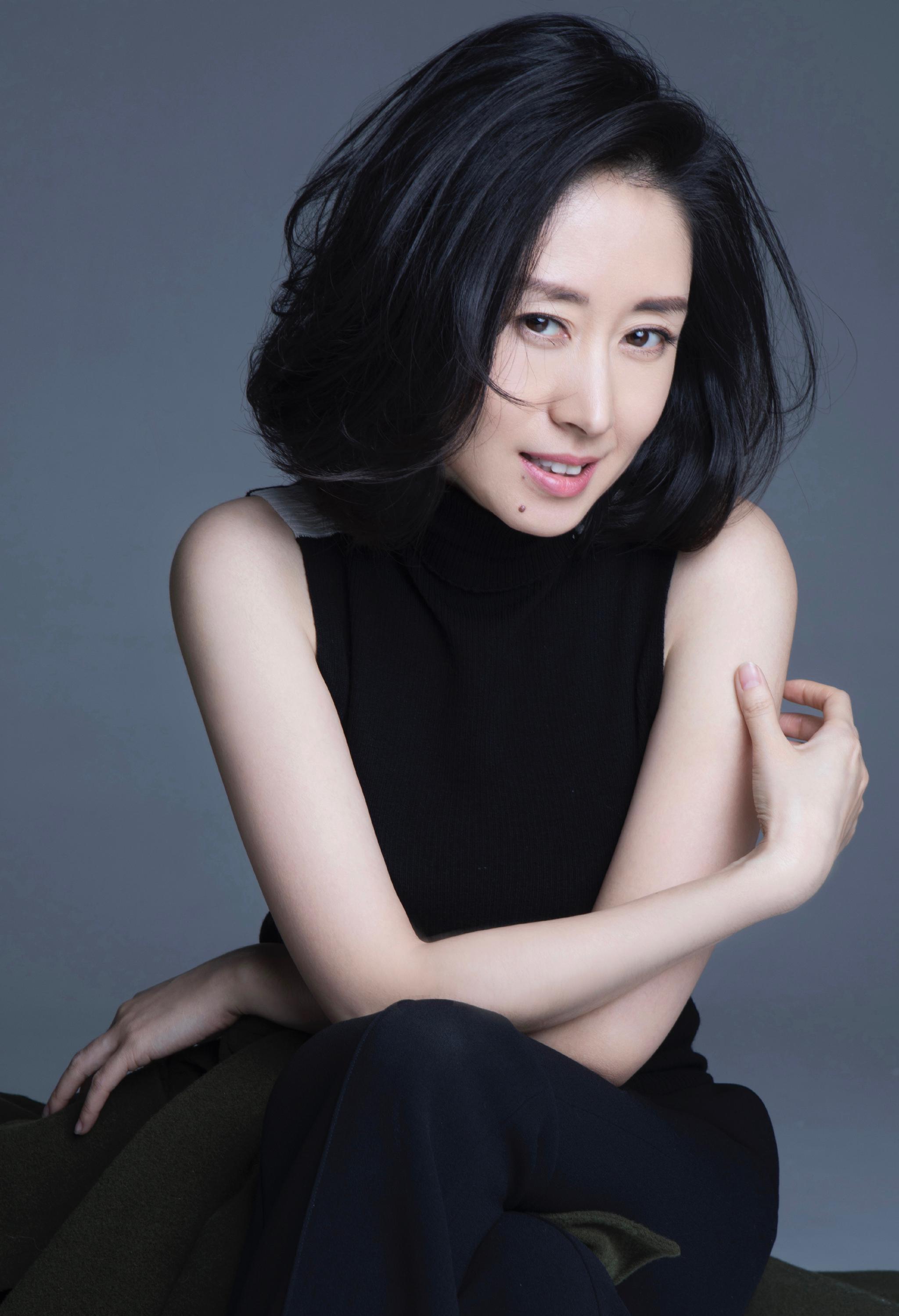 中国内地女演员刘敏涛,端庄大气实力派女演员!