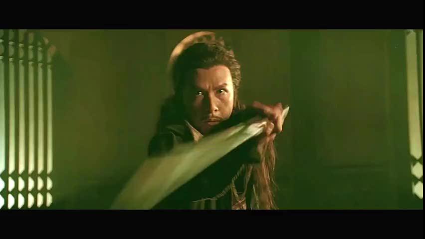 锦衣卫指挥使十四把钢刀对决庆亲王义女软鞭打不过竟然跑了