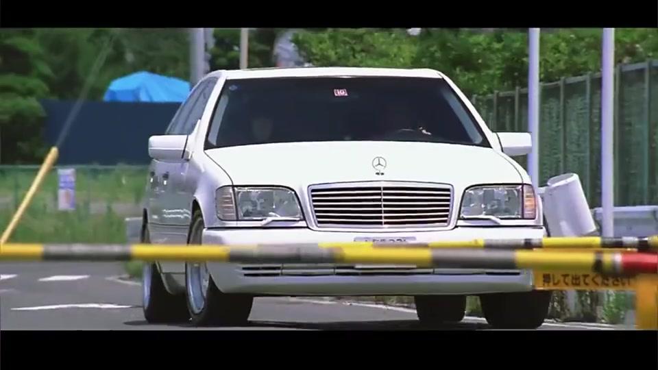 再快的ae86,也追不上做上奔驰的夏树