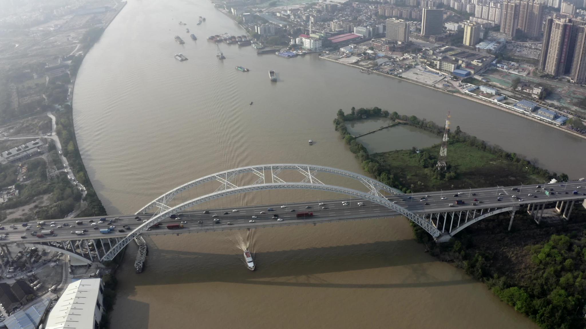 飞跃丫髻沙大桥