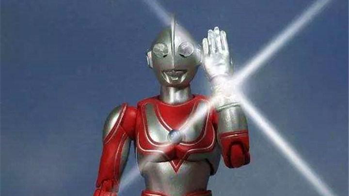 奥特曼隐藏绝招!归曼火花一闪,共闪三下,第三下毁了一颗星球