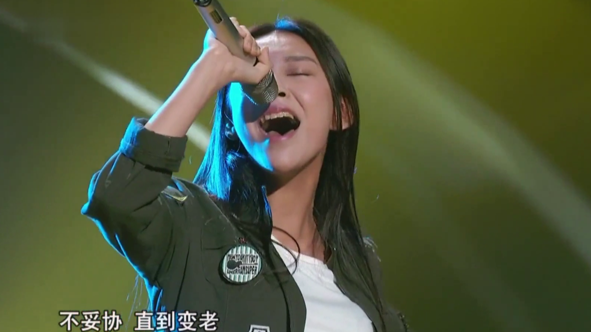 典型东北姑娘,徐歌阳《追梦赤子心》高音惊人,开口全场沸腾!