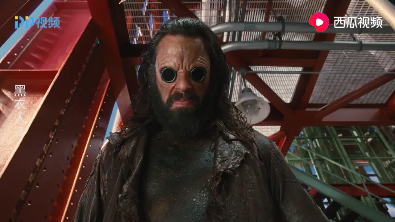 黑衣人3:jk拯救世界大战鲍里斯,为地球套上保护层