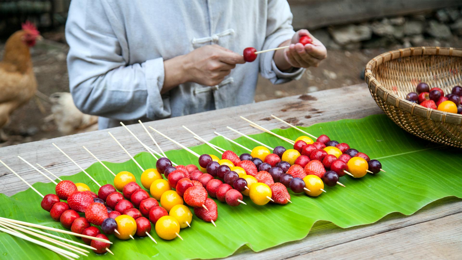 吃冰糖葫芦,贴春联,这才是真正的年味儿