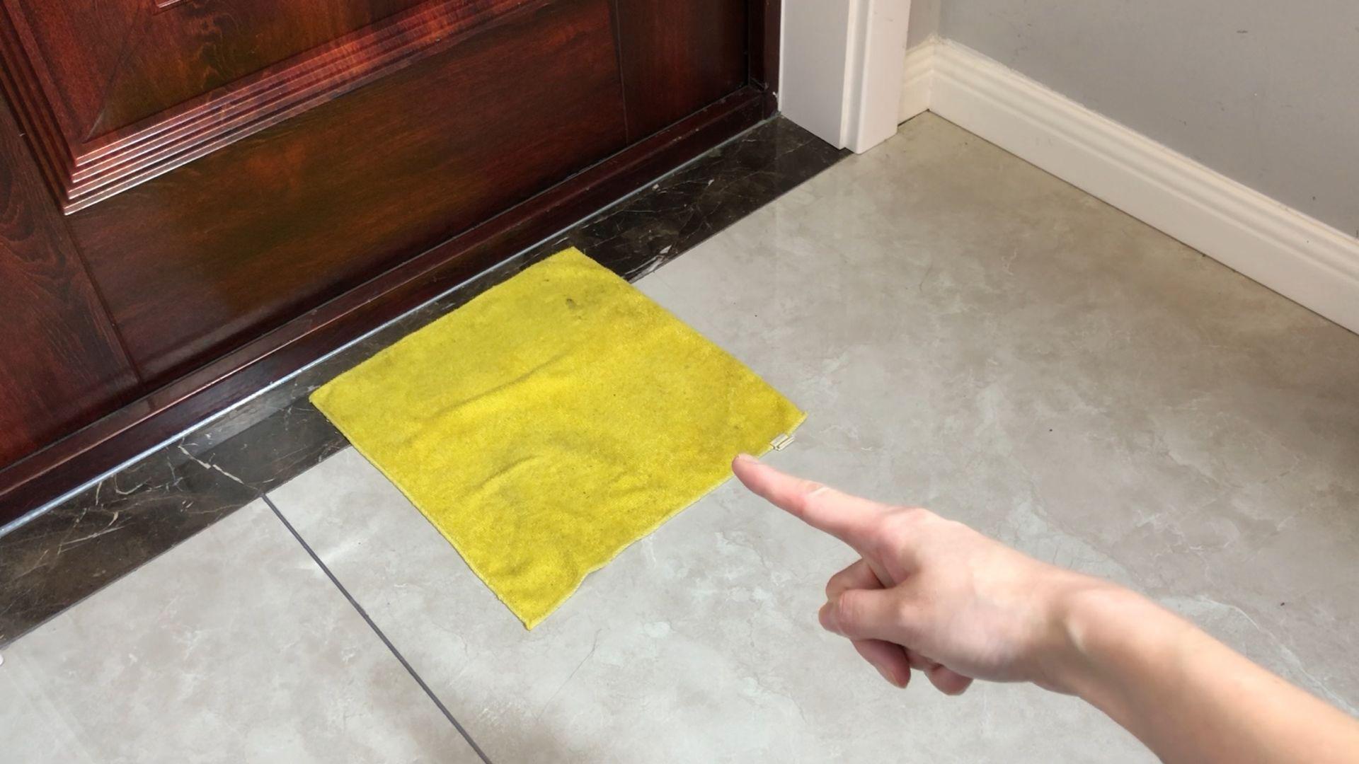 门口放一条旧抹布,许多人不懂有啥用途,赶紧学学,让亲朋也知晓