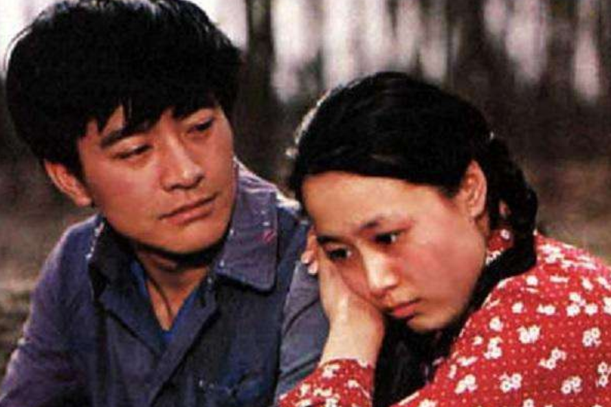 路遥为何给《人生》主人公取名高加林?背后有一段悲苦的回忆|人生|路遥|高加林_新浪新闻
