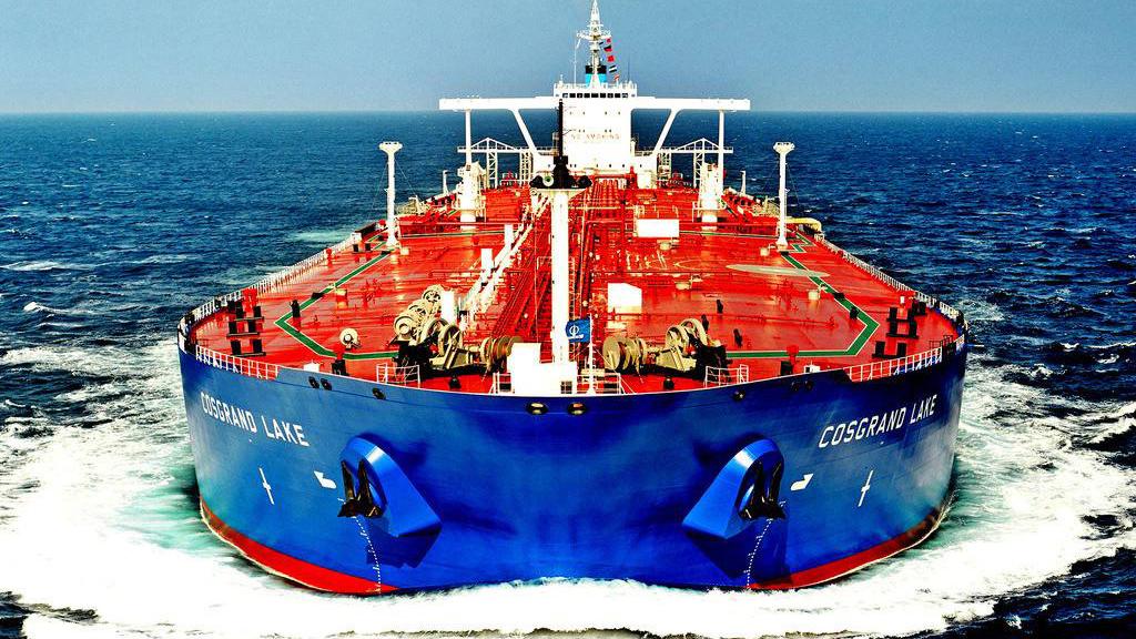 "金钥匙"技能巨型油轮下水!300米长排水30万吨,全球仅此一艘