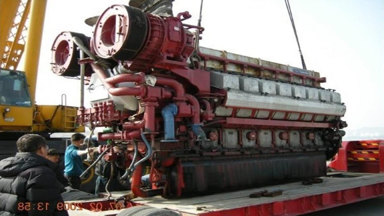 大型柴油发动机启动的声音很震撼