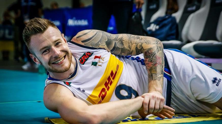 扎伊采夫!花臂男神痞子扎最新发球集锦!