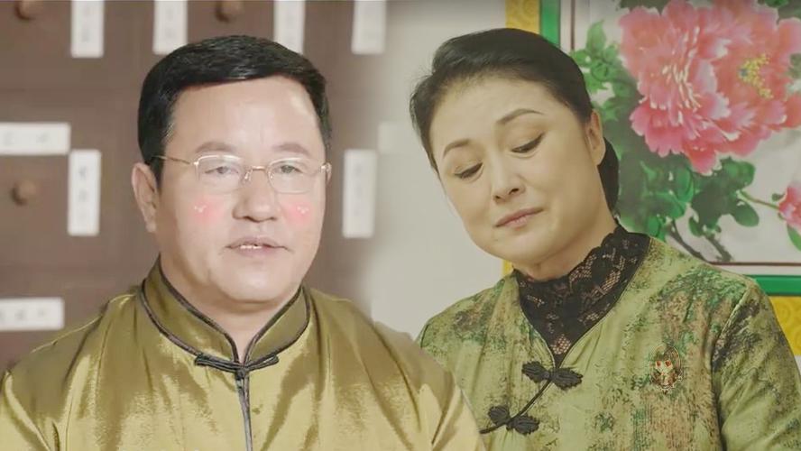 《乡村爱情11 》谢大脚痴迷长贵 黄世友变有爱好男人!