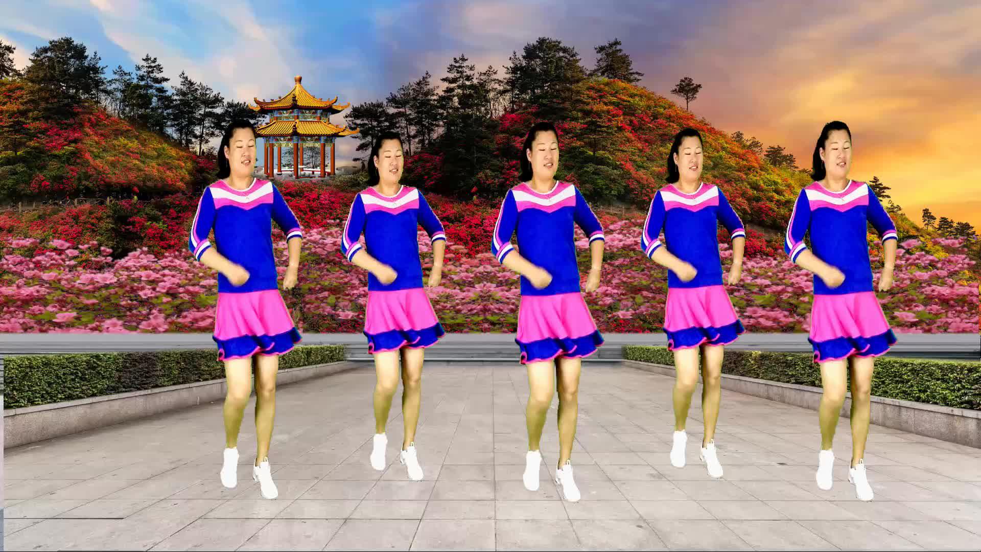 经典广场舞《映山红》经典老歌百听不厌,岭上开遍呦映山红!