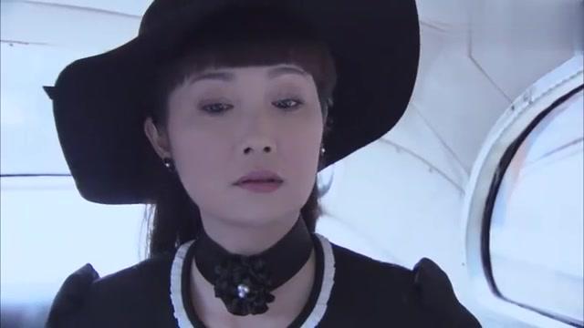 孤胆英雄:红梅路过情报站,想起了林峰,立马下车