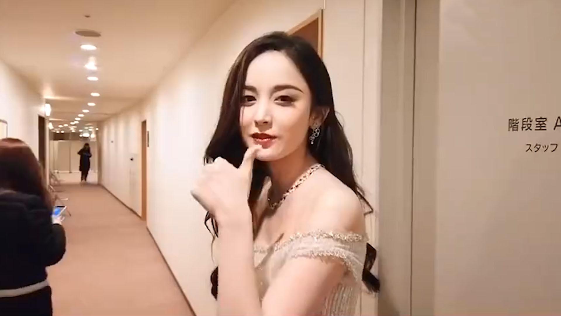 古力娜扎实力追星!见到韩国偶像秒变少女:妆都不想化了