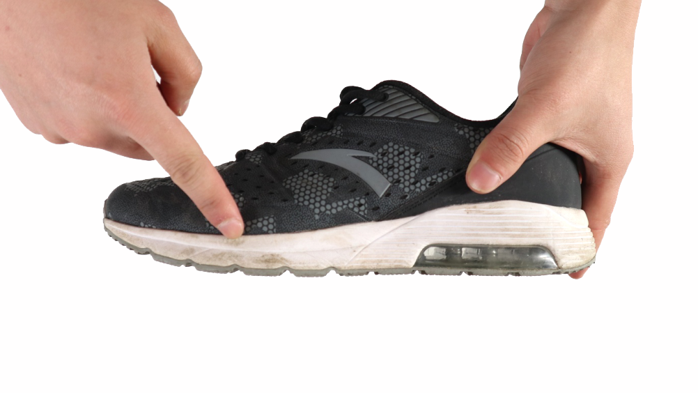 鞋子白边穿脏别用水洗,鞋店员工教我好办法,穿多脏都能白净如新