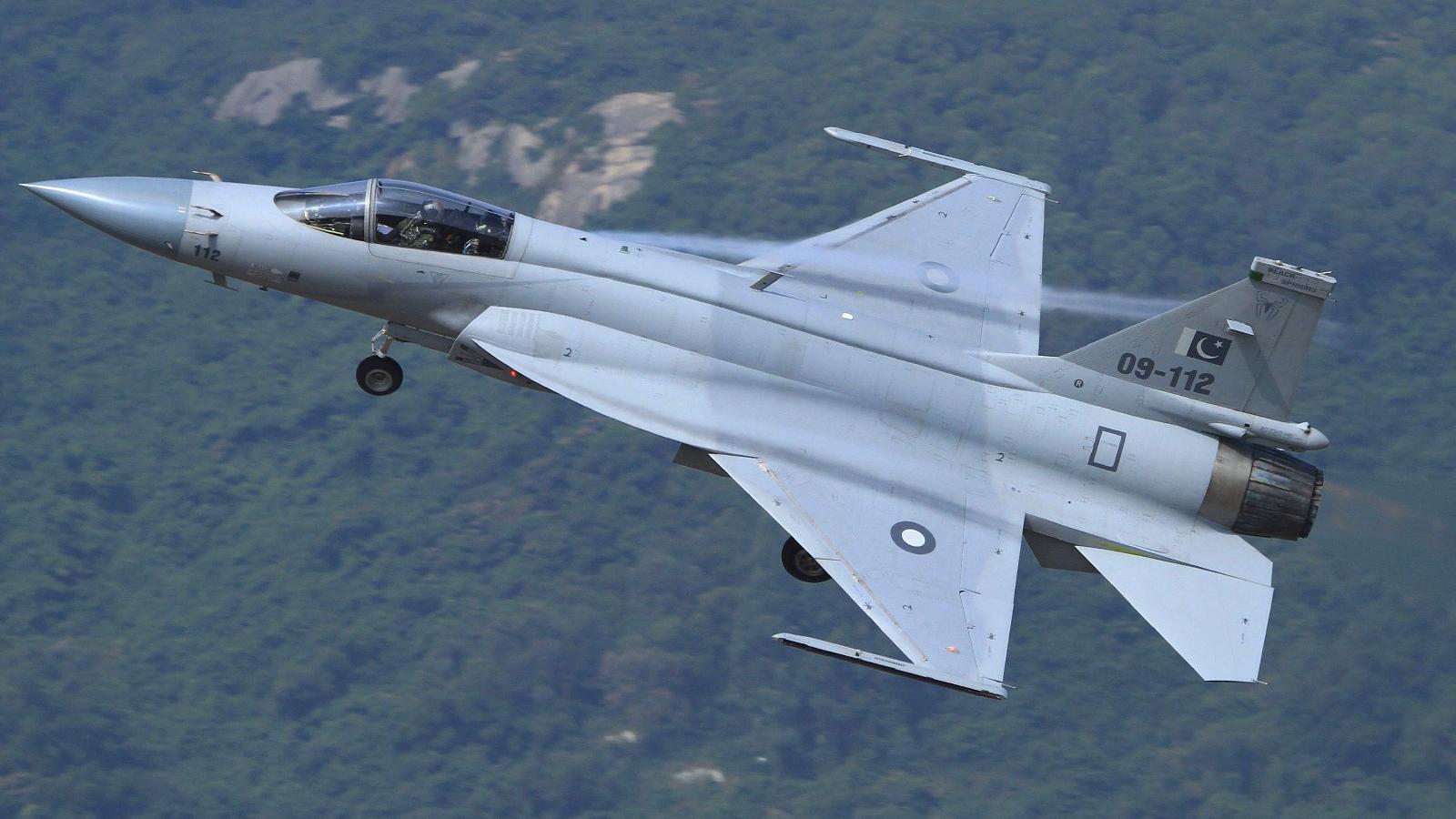 枭龙战机关键用途终于曝光,军迷:果然暗藏一玄机