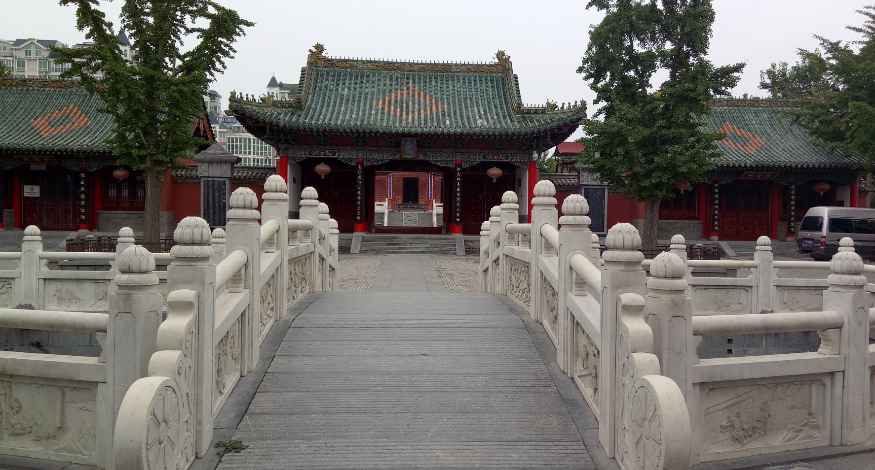 大隐隐于市这座庙东汉始建近两千年经劫不毁