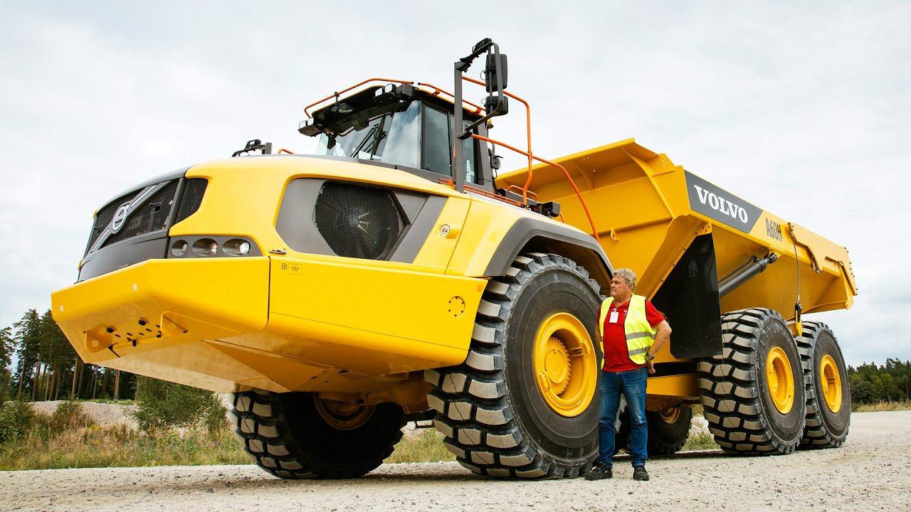 沃尔沃这卡车太牛了60吨级铰接式能翻山越岭的巨无霸