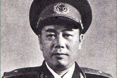 梁兴初的“万岁军”天下闻名，其实这人的功劳，不在他之下|江拥辉|梁兴初|万岁_新浪新闻