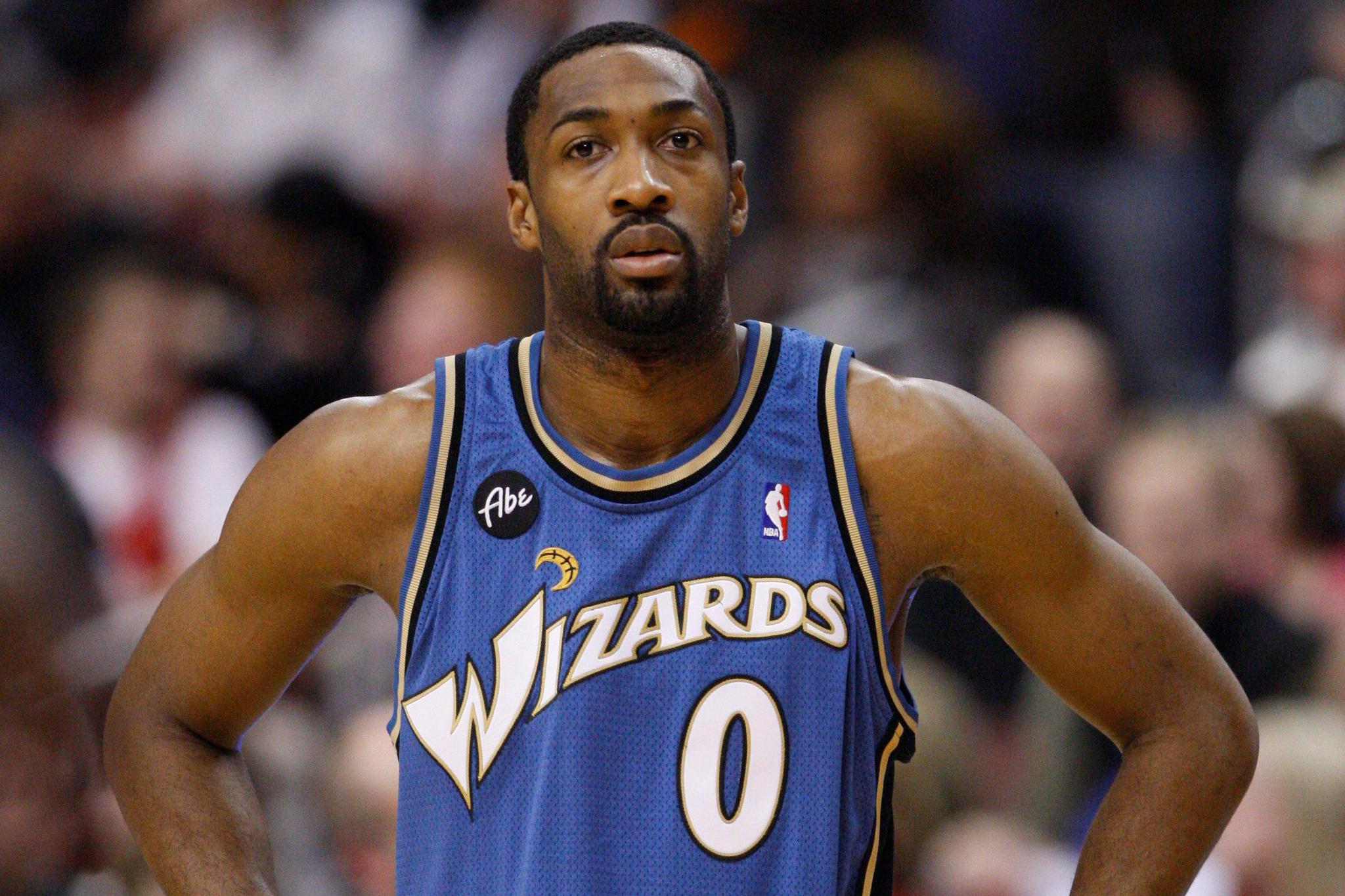 阿里纳斯:不管你做了多少好事,人们只会记得你做过的坏事.