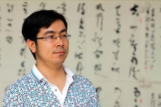 河南新安县十大杰出青年陈花容,26岁获第三届书法兰亭一等奖!