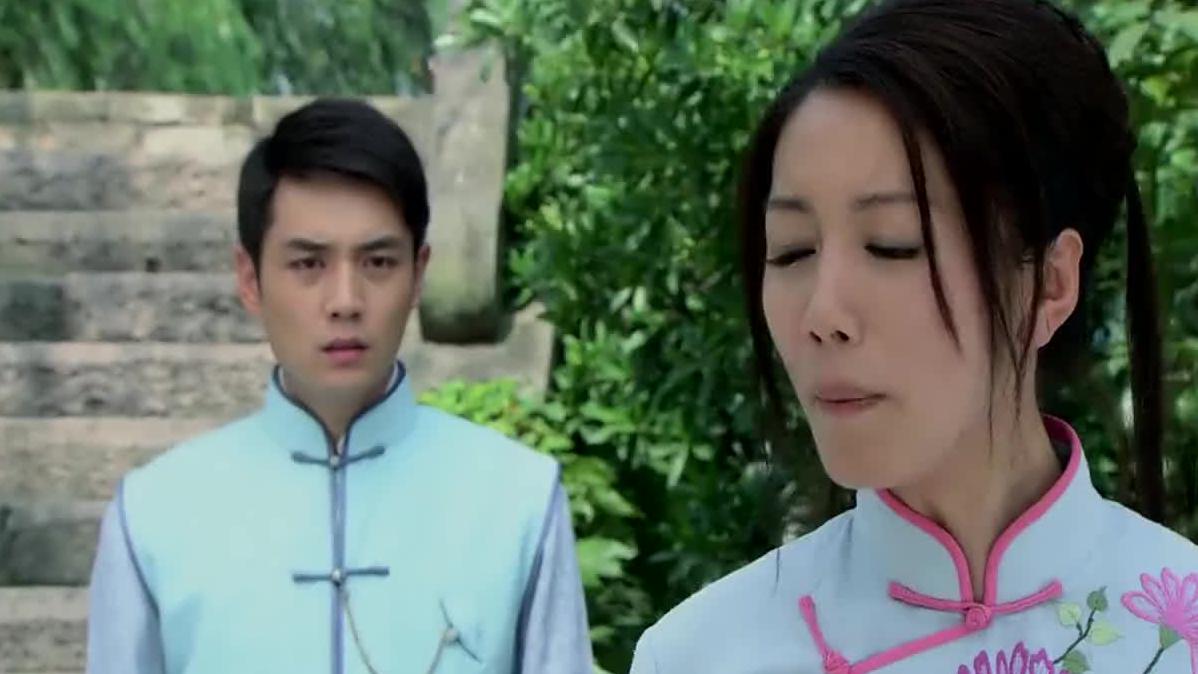 桃花劫:雁容和靖石吵架,淡云听见赶紧喊靖石,靖石怒骂淡云!