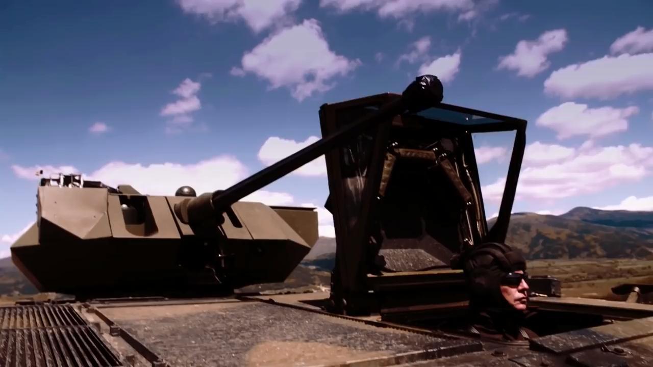 食人鱼轮式装甲车满满的科技感