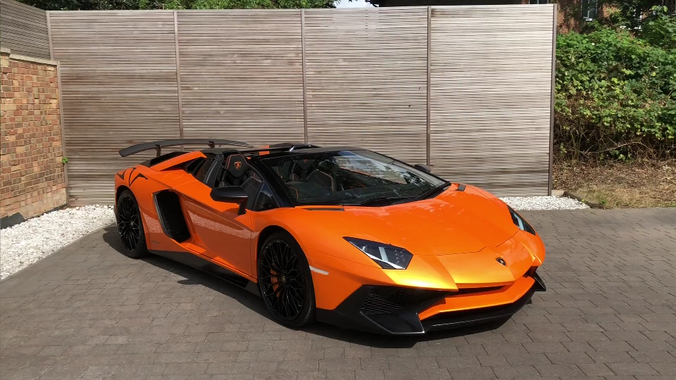 2016款 兰博基尼 aventador lp750-4 sv 敞篷版