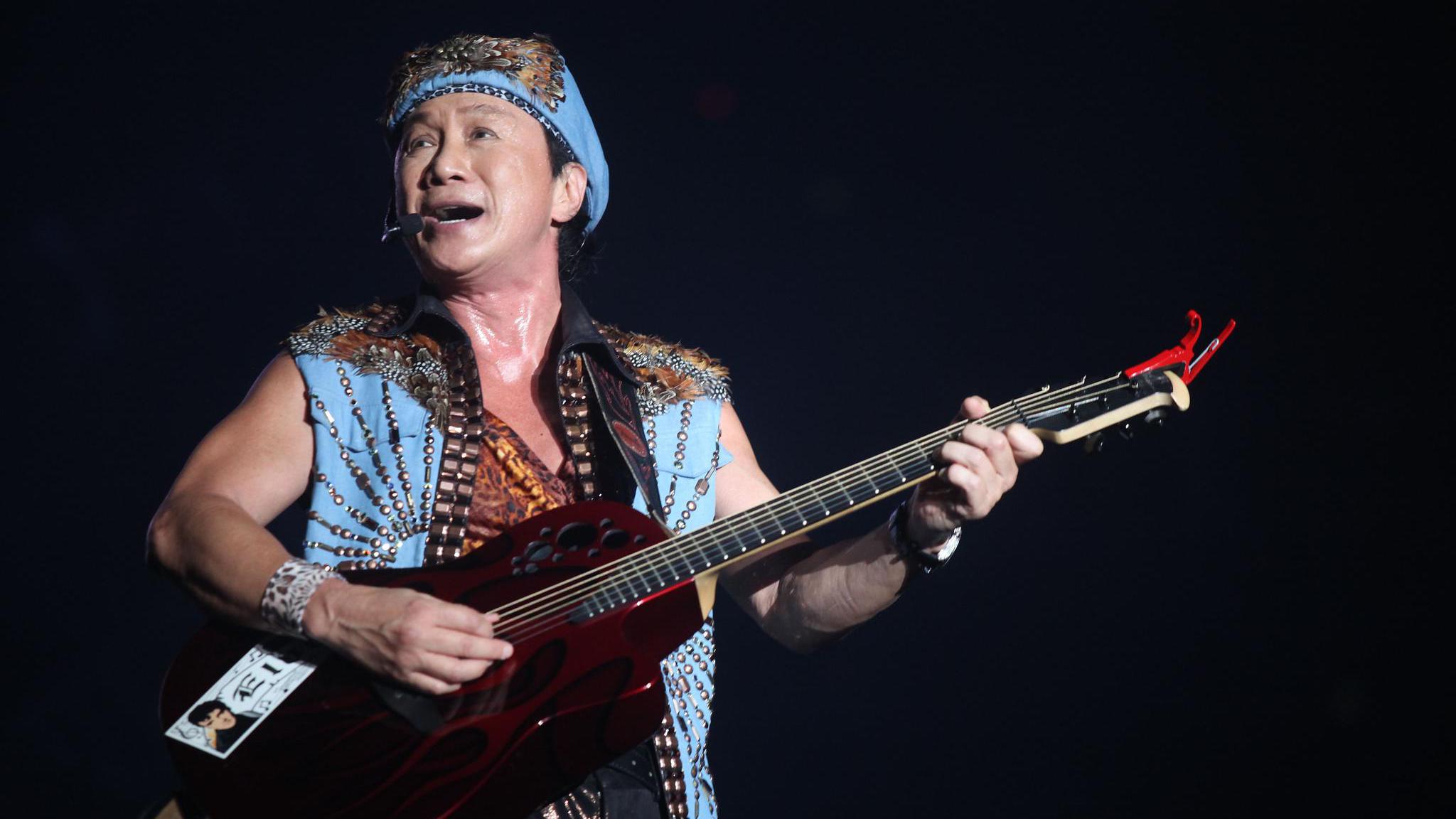 1976年的这首粤语歌传唱至今,最近被翻唱爆火,太好听了