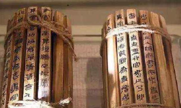 被人们误解的华夏第一帝,他每天要批阅20多万字的奏章