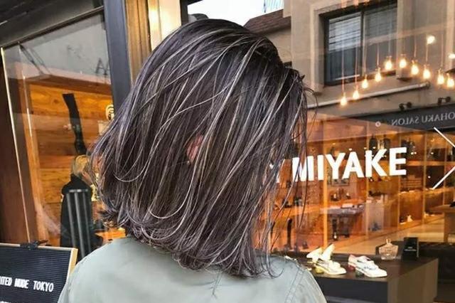 白发多不想染发 这几种方法让你摆脱白发困扰 时尚还减龄 白发多不想染发 这几种方法让你摆脱白发困扰 时尚还减龄
