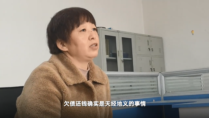 案发现场细节:换作我是于欢也受不了17日,@新京报 专访于欢母亲苏银霞