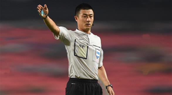 首都体院力挺傅明,却牵扯出更大的问题,中超裁判伪职业化?