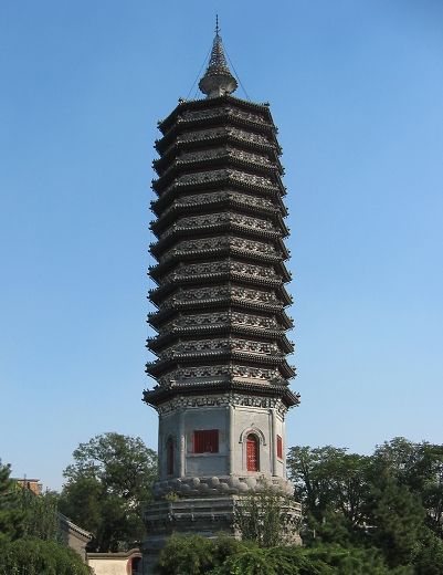 通州区大运河北端西畔 燃灯塔 辽代塔基 明清各朝均有修缮