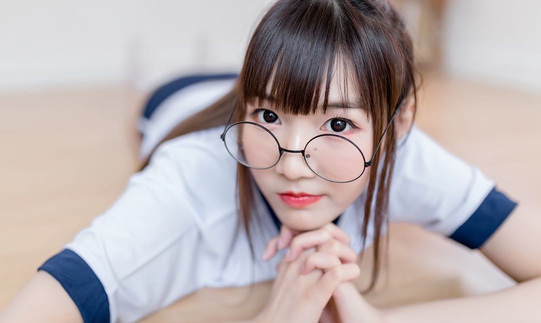 我们的虎牙妹妹 没牙齿 alicebambam