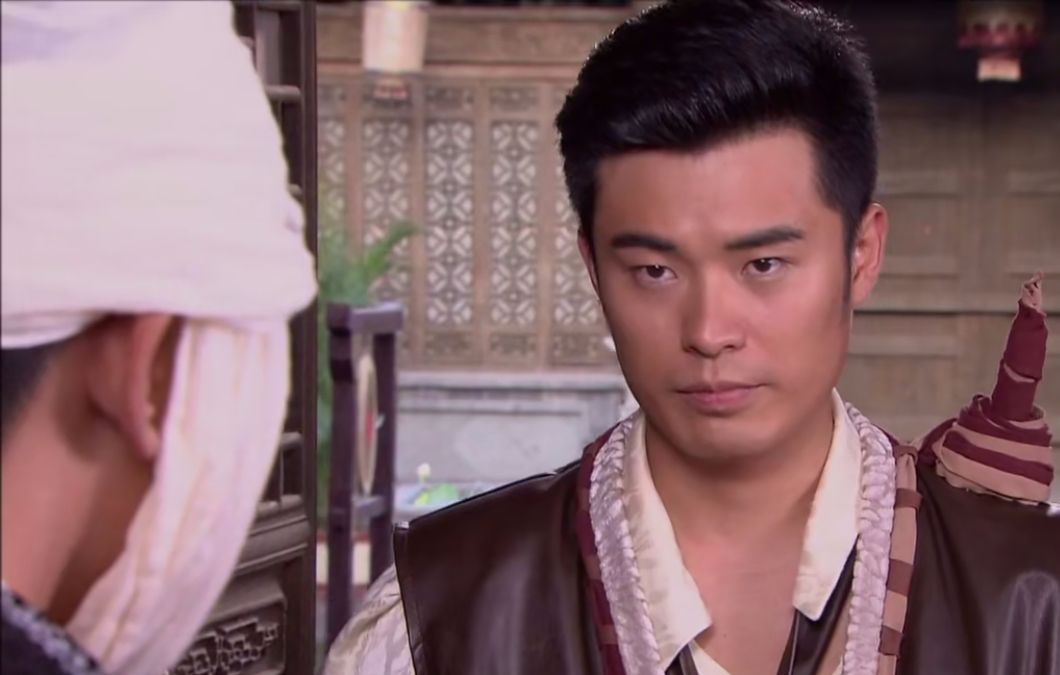 陈赫最近留了胡子,那你还记得当年他穿古装的样子吗?