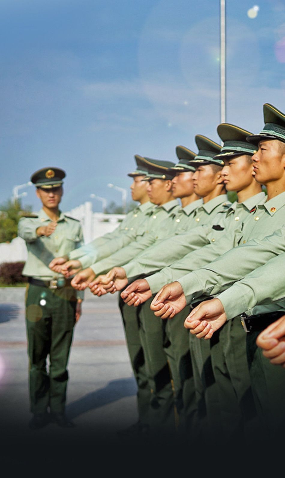 「军视界」新兵来了!他们认真训练的样子真帅