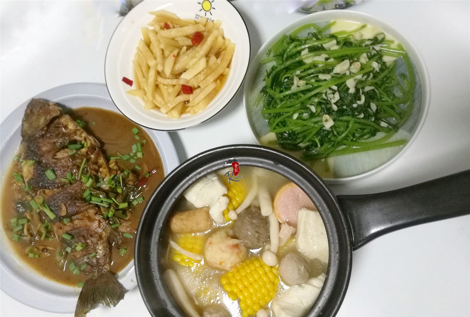 晚餐半小时做了两菜一汤,有鱼有菜又有汤,吃得全身暖暖的