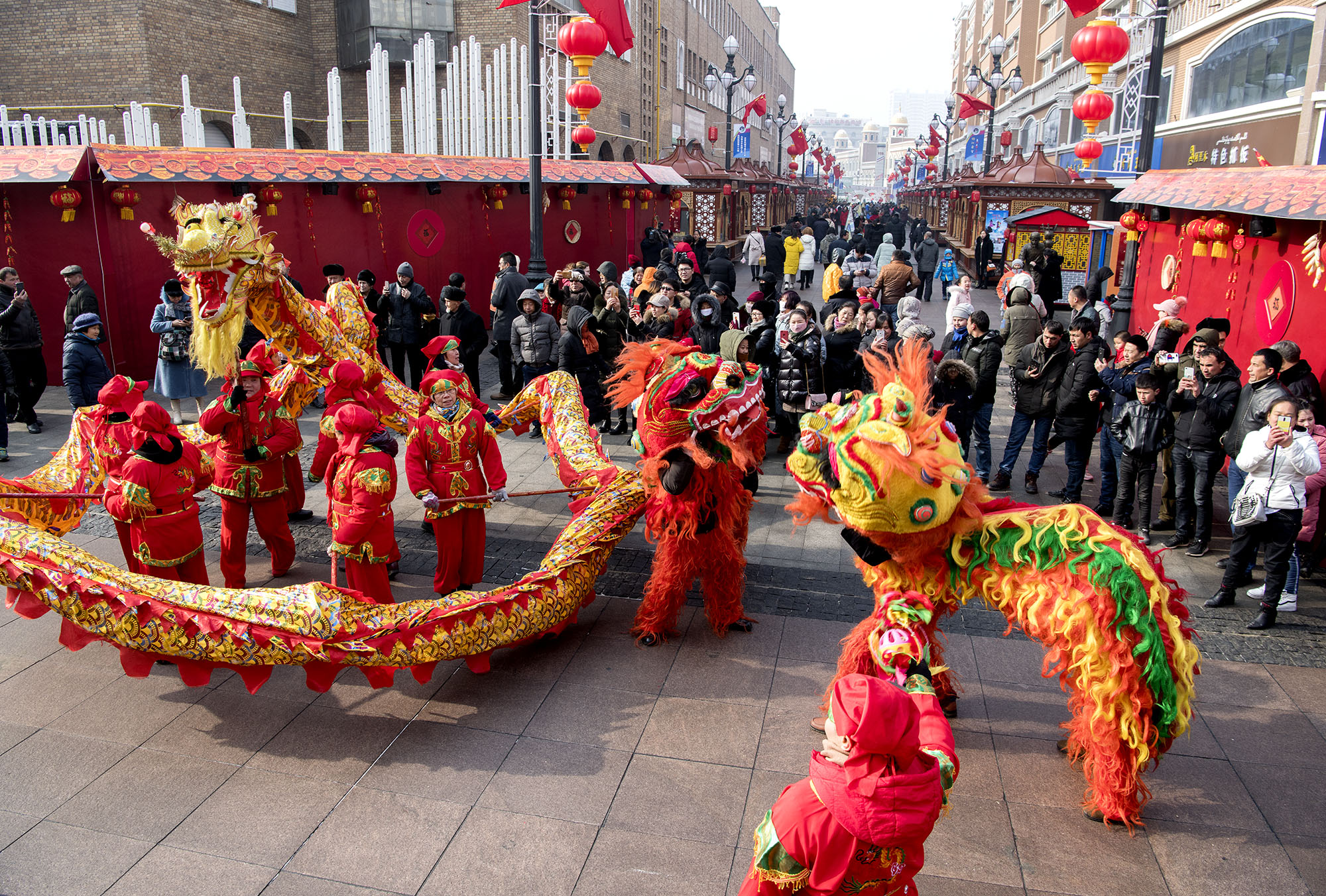 湖北恩施小孩叛逆期不去学校-孩子叛逆期几个年龄段-孩子叛逆沟通好了