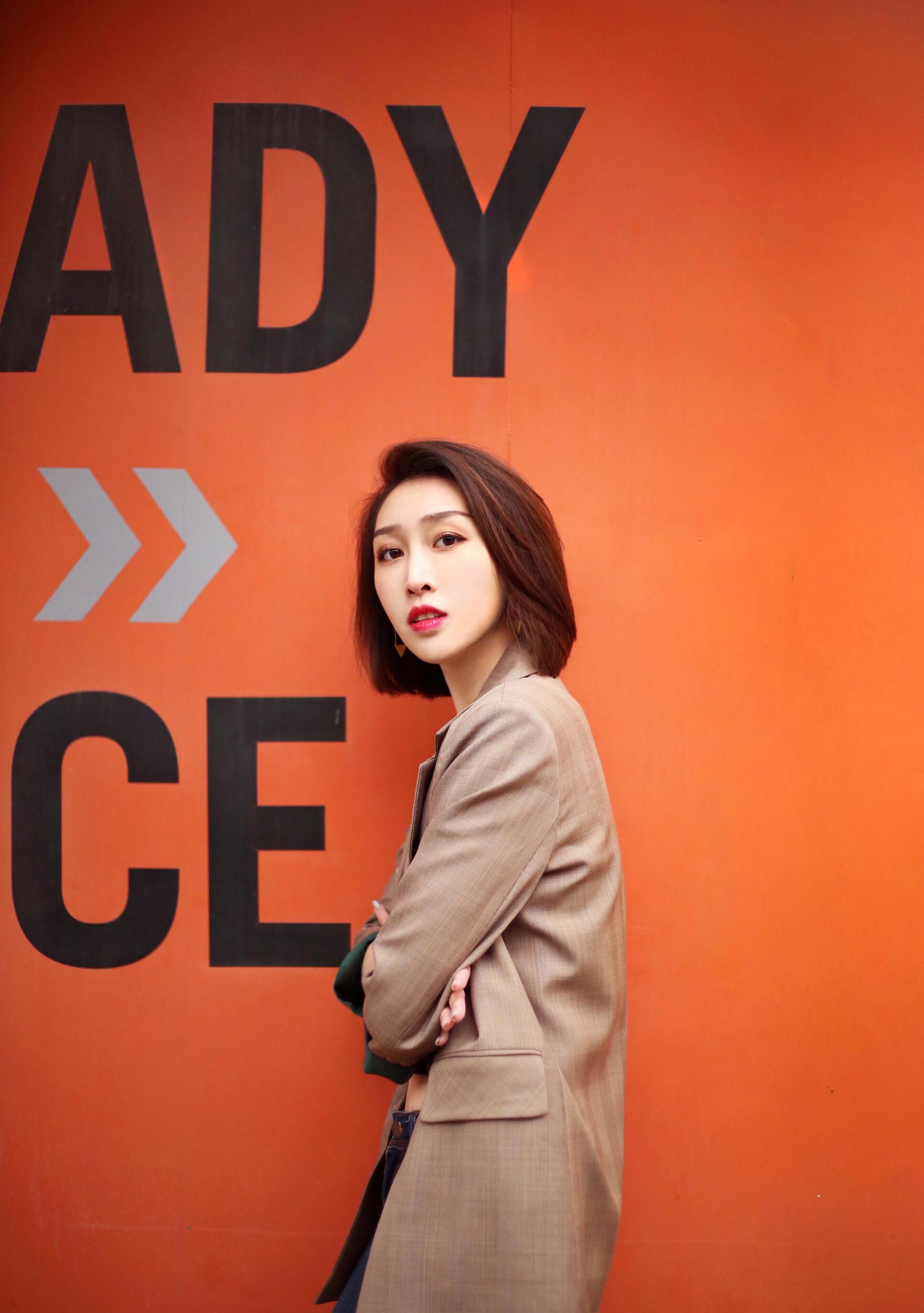 曾格格出演烧脑谍战剧《设局》,首次挑战反派角色