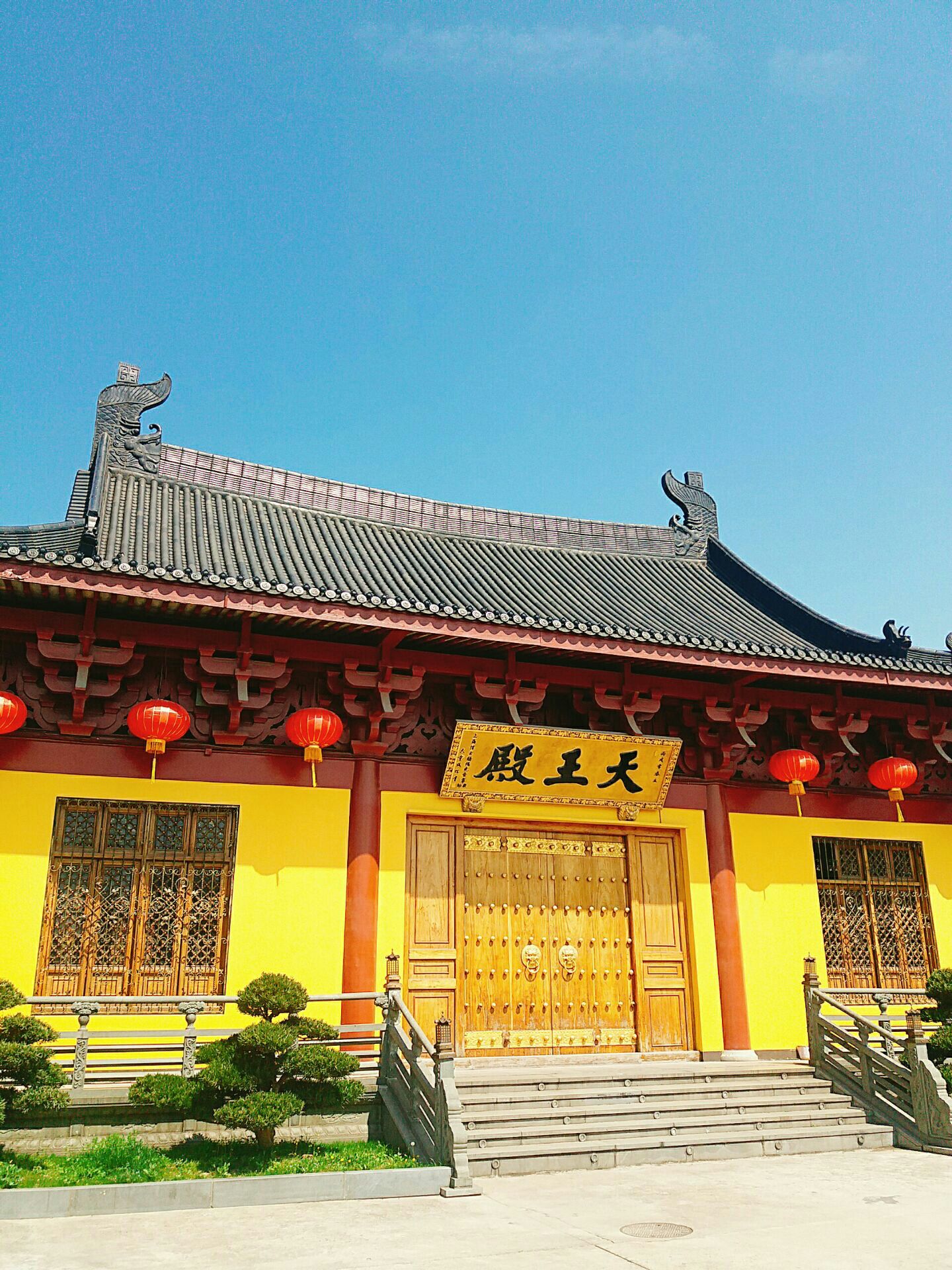 上海市 静安区 宝华寺