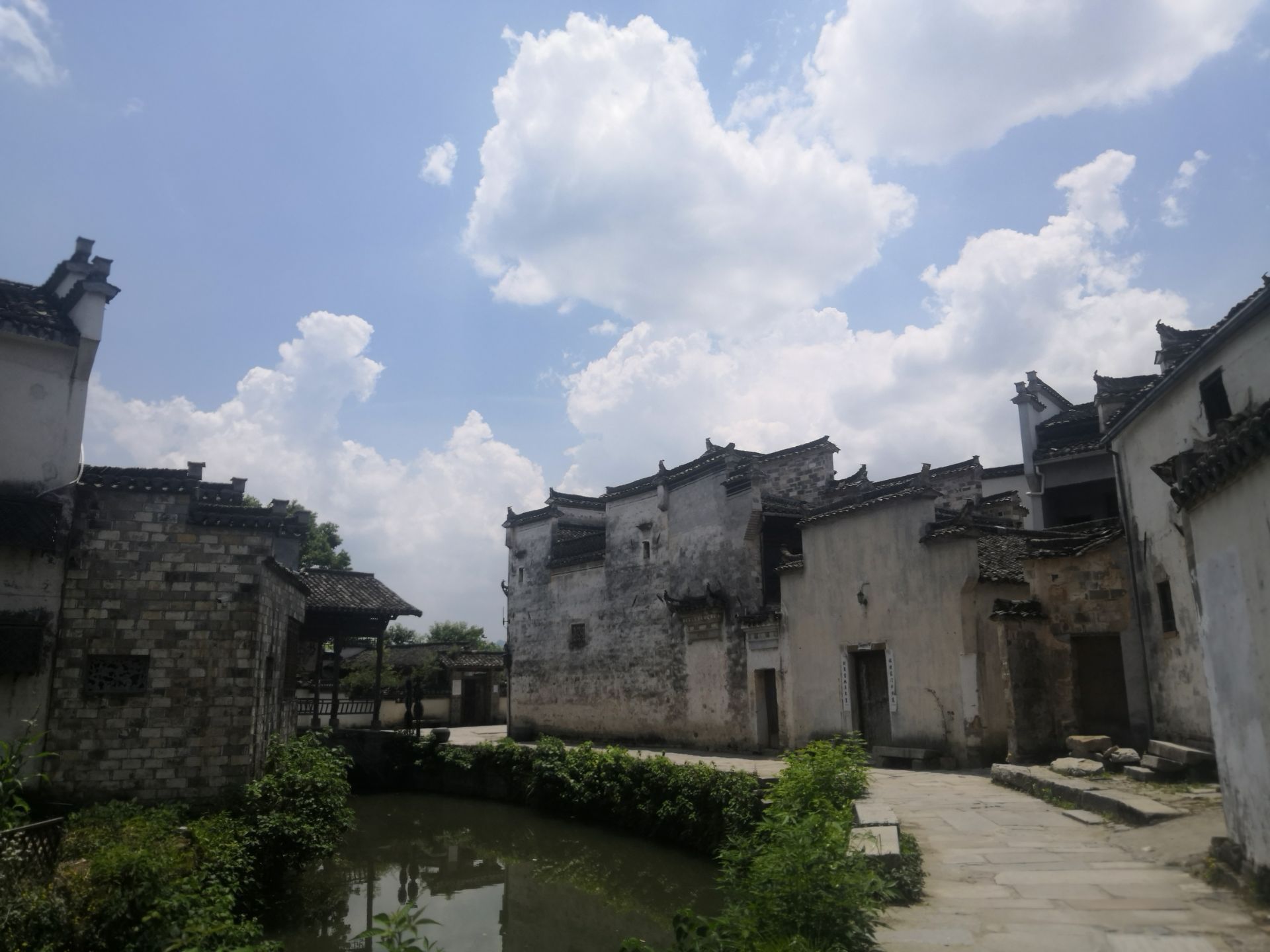 徽派古建筑村落之安徽省黄山市屏山村