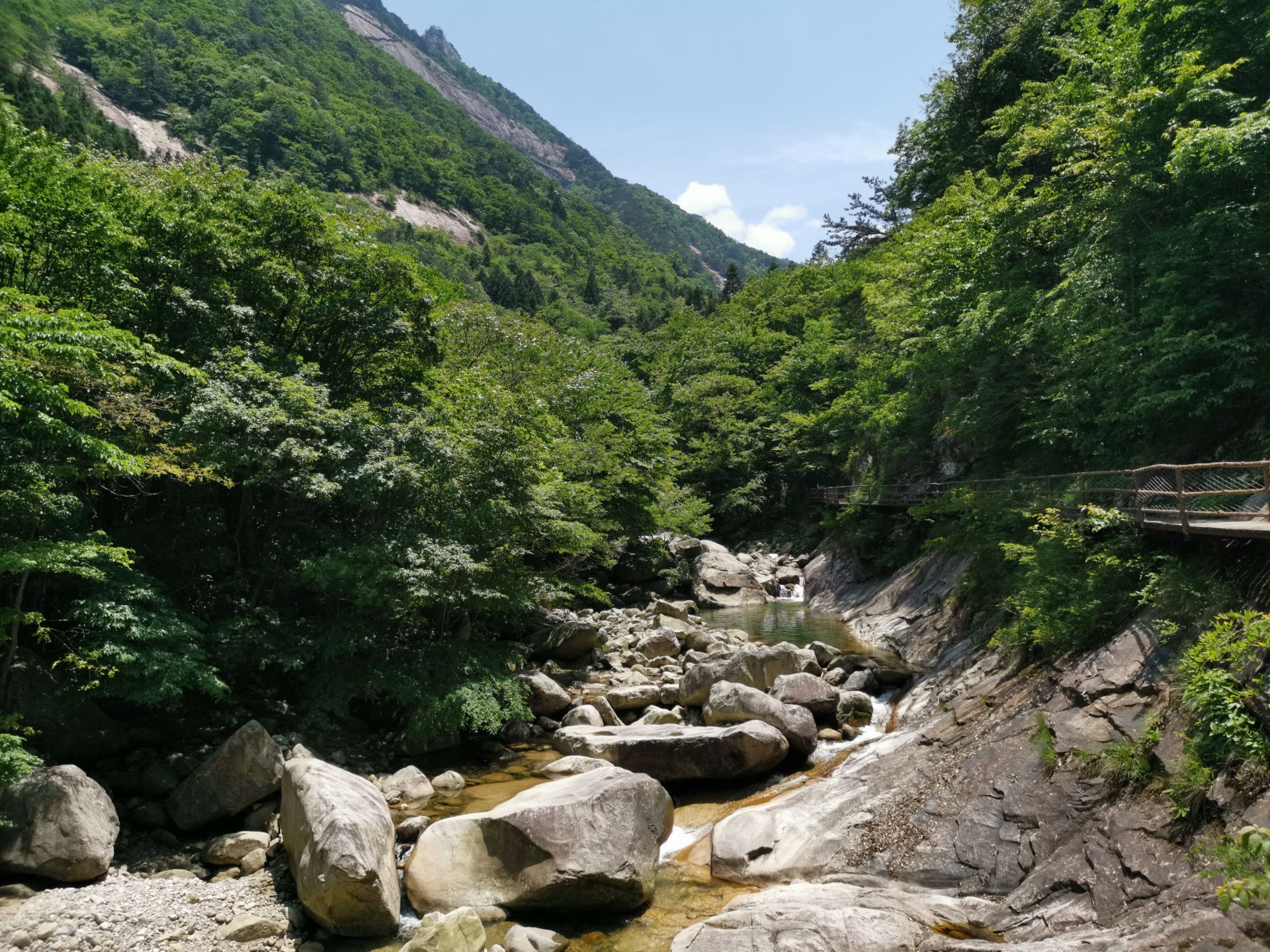 游览 安徽省 六安市 金寨 天堂寨风景区