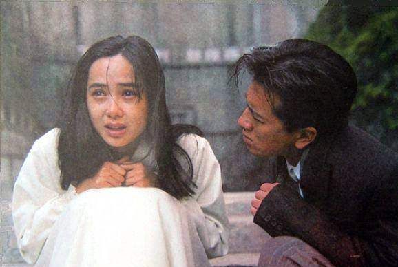 《杏花三月天》里楚楚可怜的扮相,马思纯看起来很像!