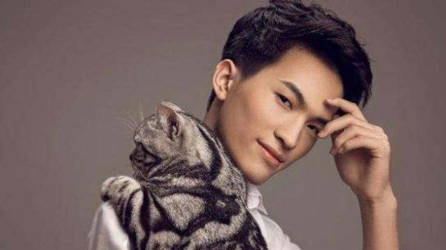 刺激战场：人气十足的4个主播，谁的实力会更胜一筹？