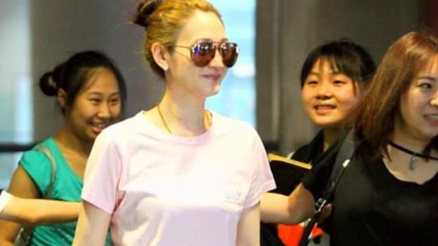 谁说“好女不过百，不是平胸就是矮”？这5位女明星了解一下|身材|平胸|体重_新浪新闻