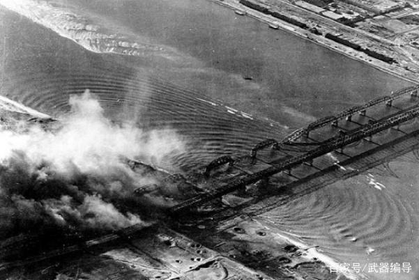 并首先用起来对付越南的清化大桥,果然一举将清华大桥炸成了两截
